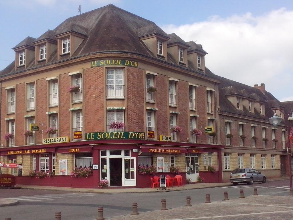 Hotel Le Soleil D'Or Vimoutiers Habitación foto